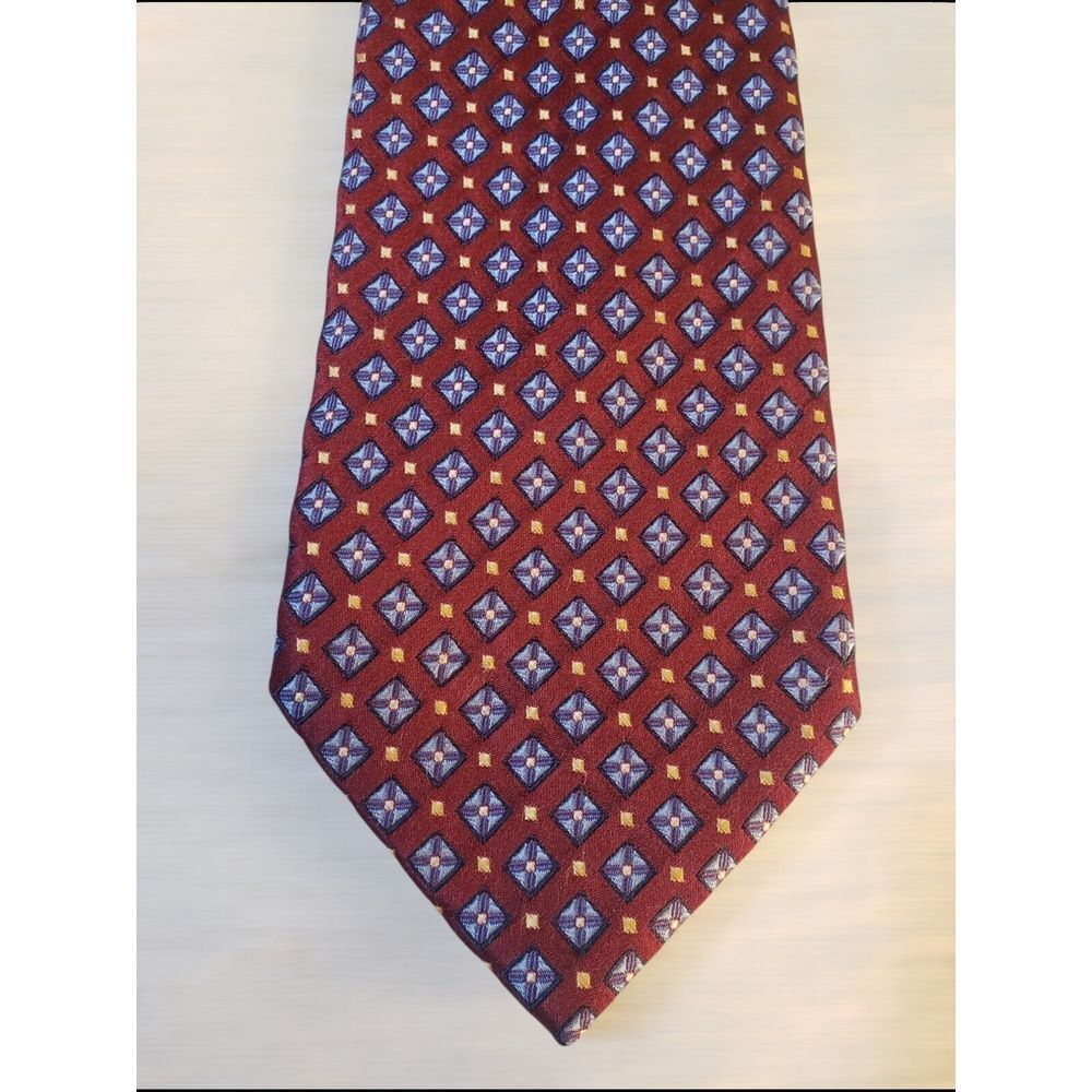 Forsyth of Canada Mens Tie Necktieā Designer Luxury Red Blue Yellow Geometric